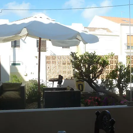 Residencia Faz As Pazes Atouguia Da Baleia