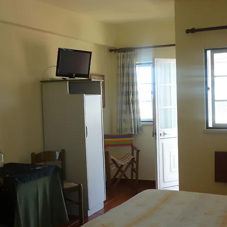 Residencia Faz As Pazes Pensión *